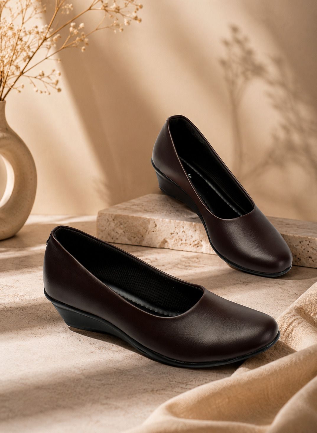 Women Bellies Sandal-image-28
