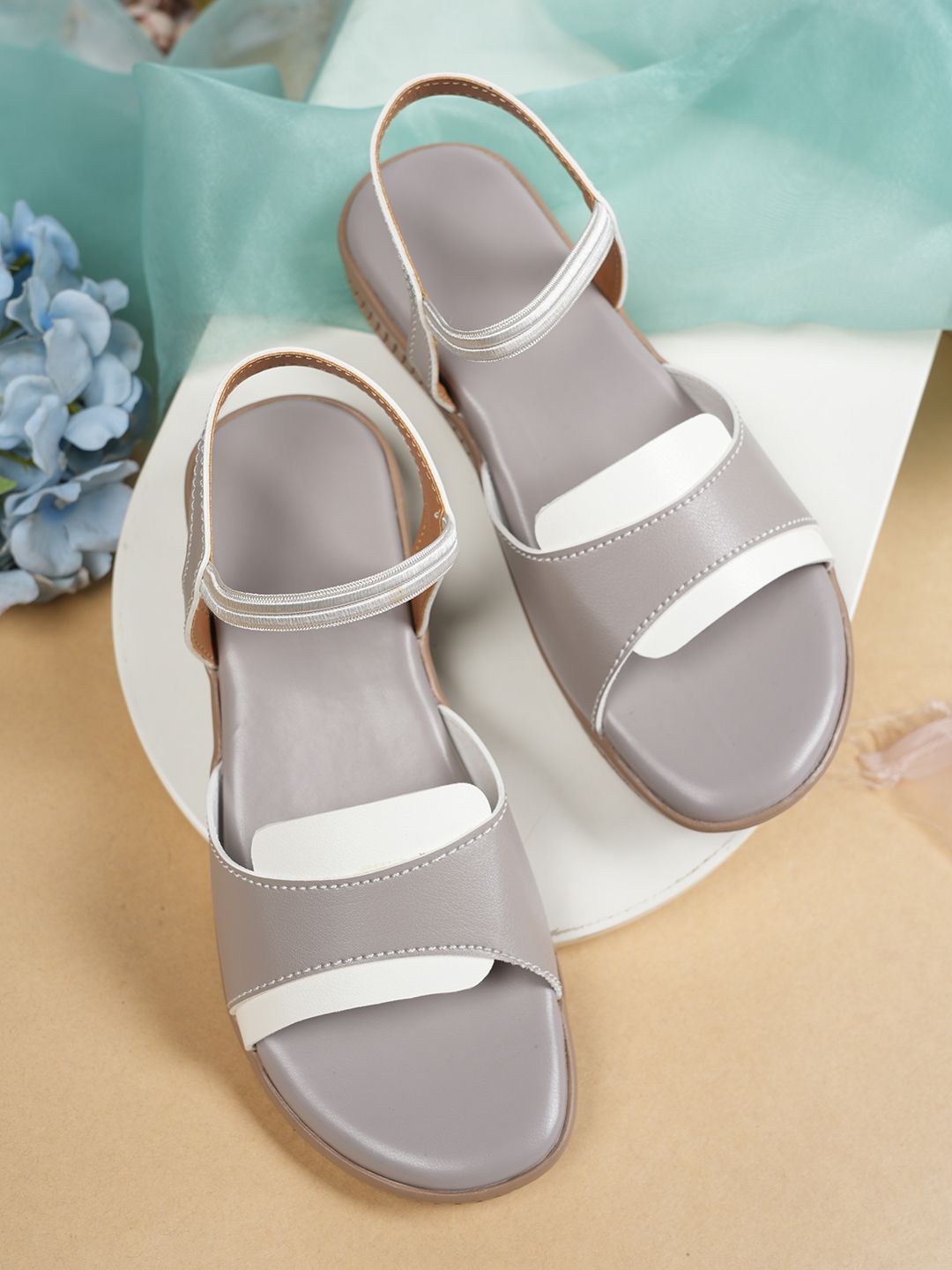 Women Flats Sandal-image-25
