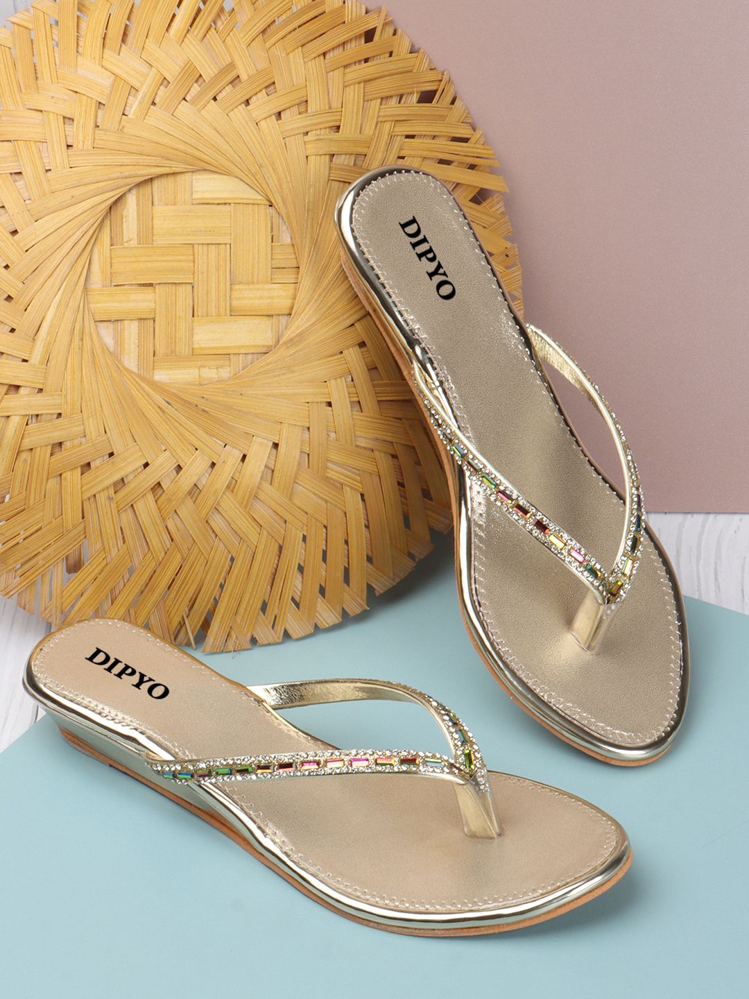 dipyo Women Flats Sandal-picture-1