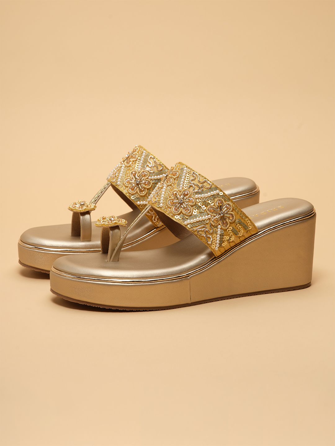 eridani Women Heels Sandal-picture-45