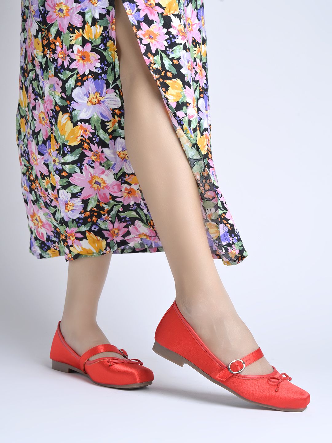 Women Bellies Sandal-image-3