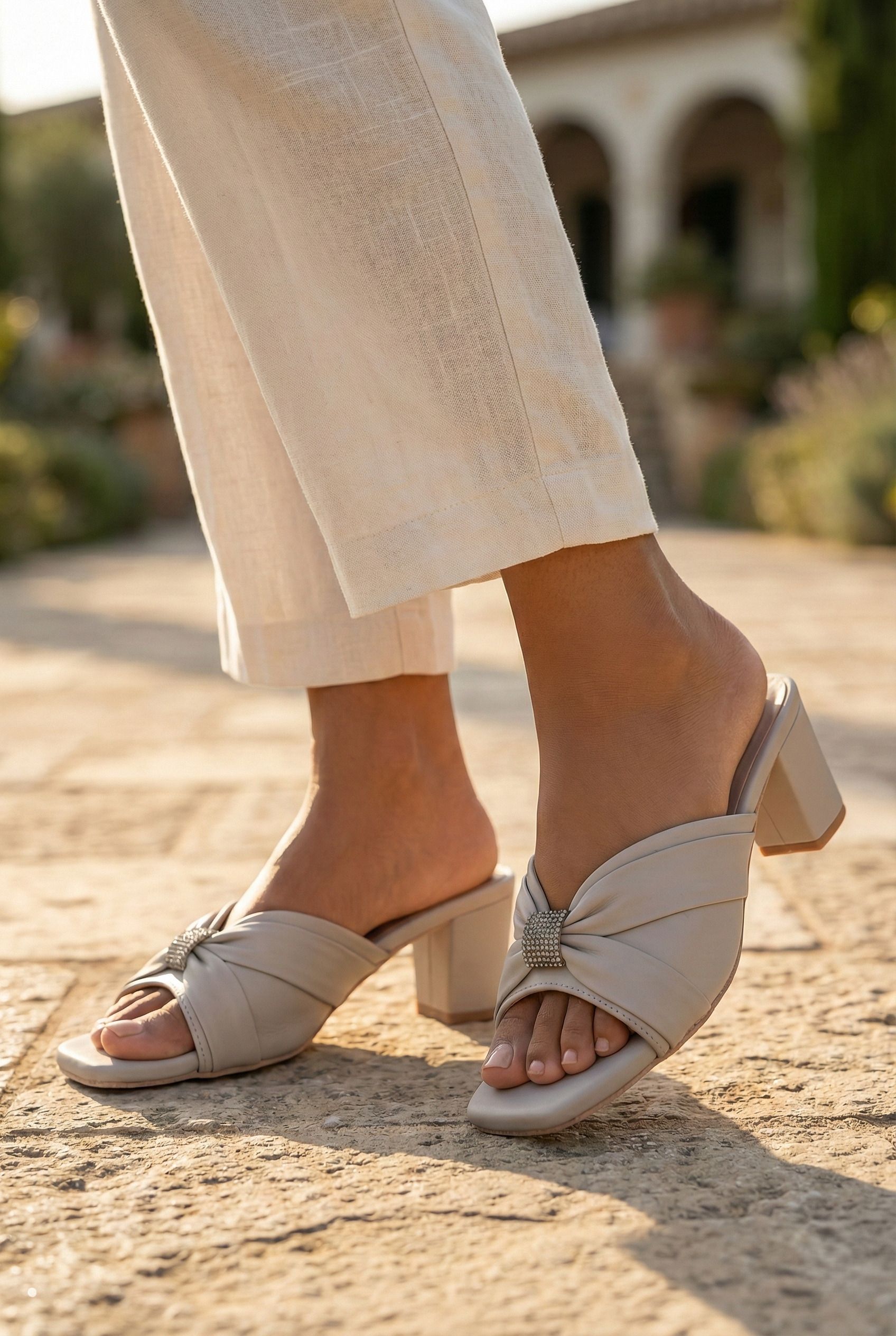 ravis Women Heels Sandal-picture-24