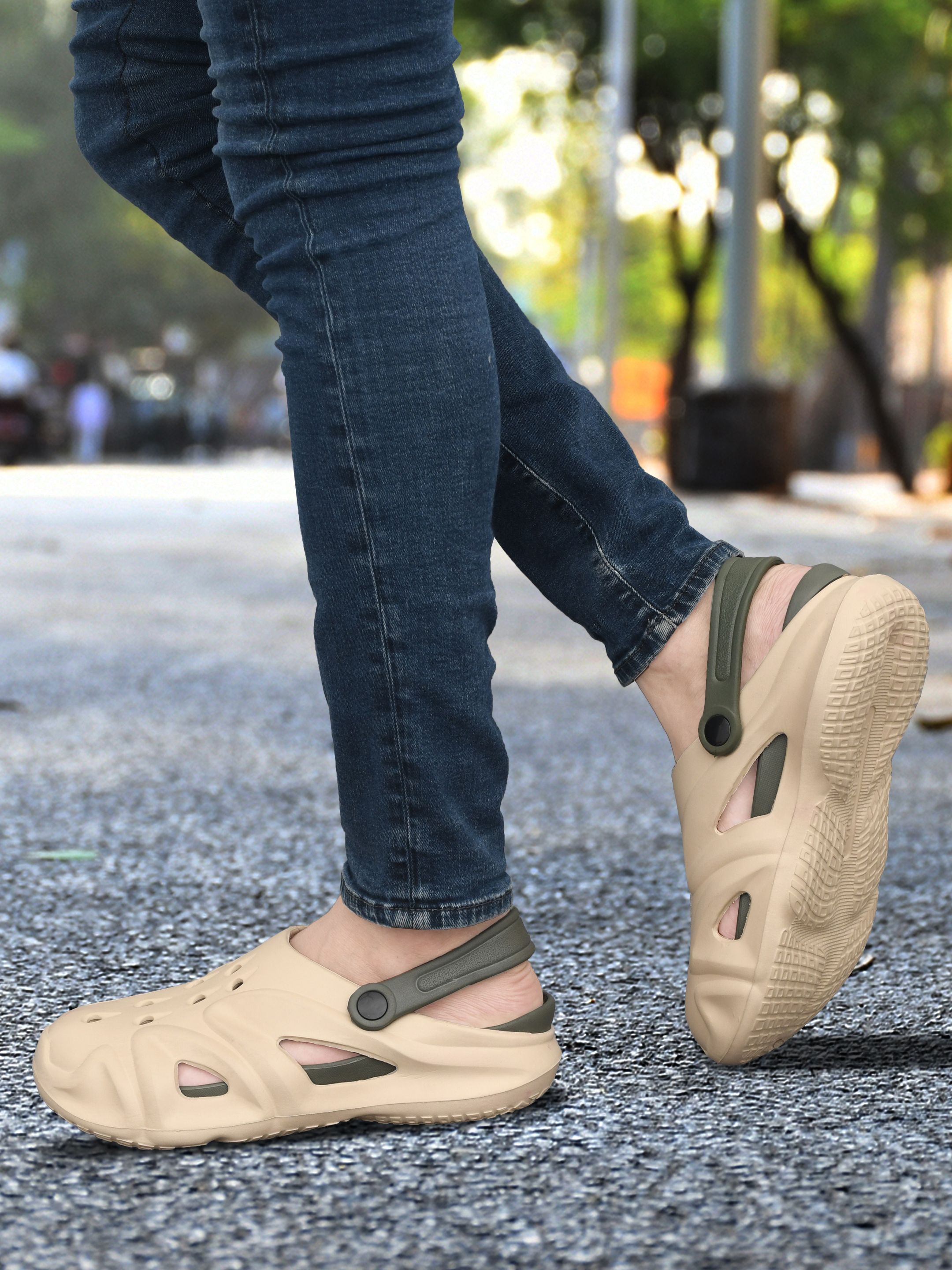 Men Clogs Sandal-image-48