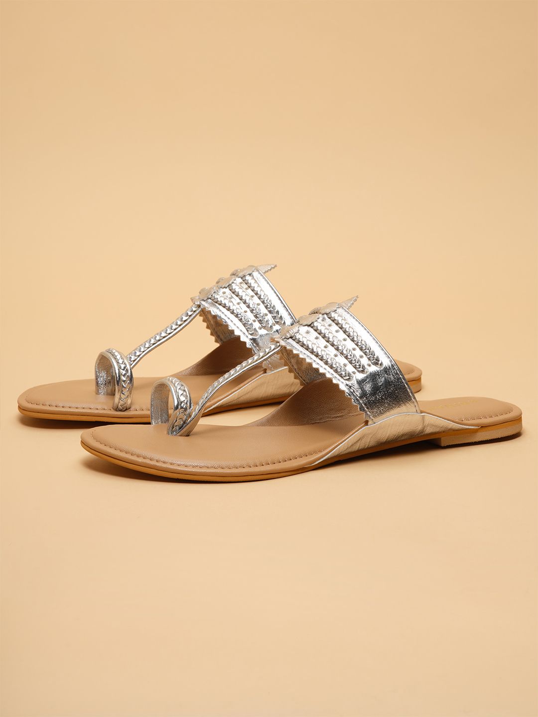 eridani Women Flats Sandal-picture-24