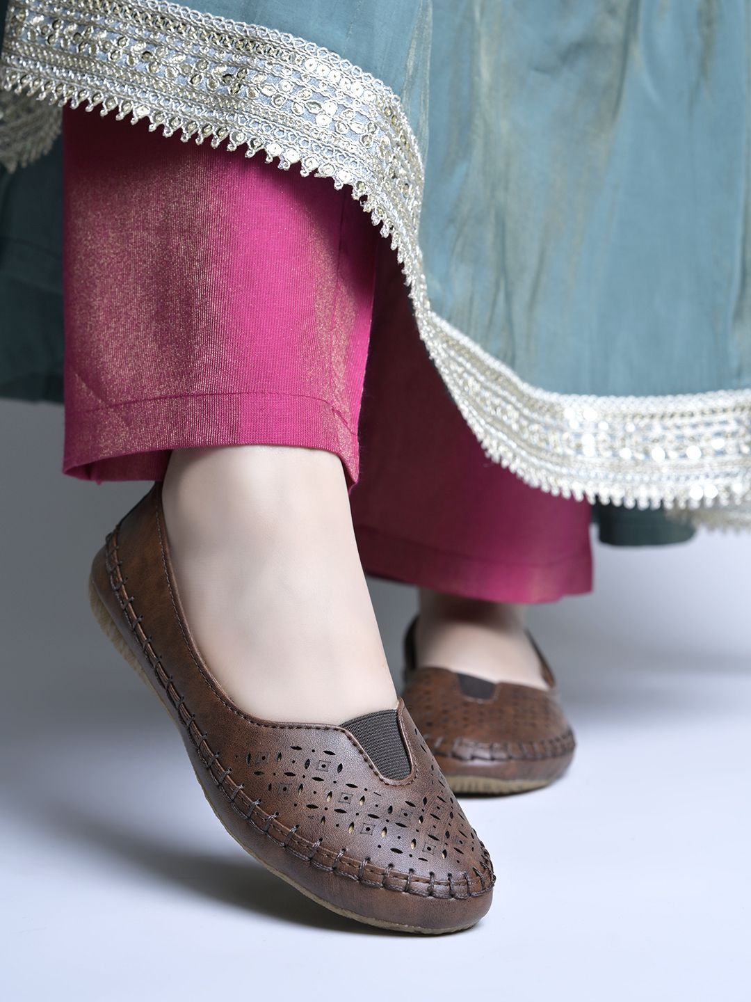 Women Bellies Sandal-image-35
