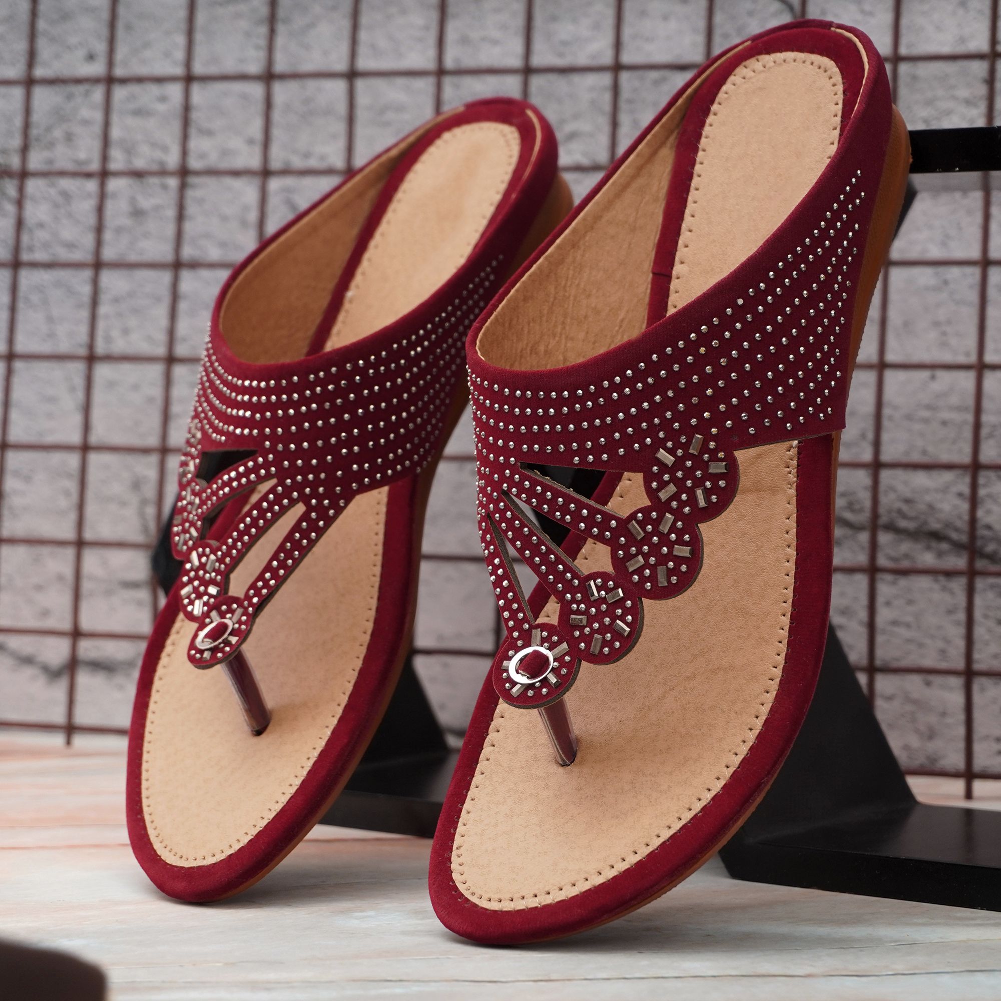 madam maya Women Flats Sandal-picture-12