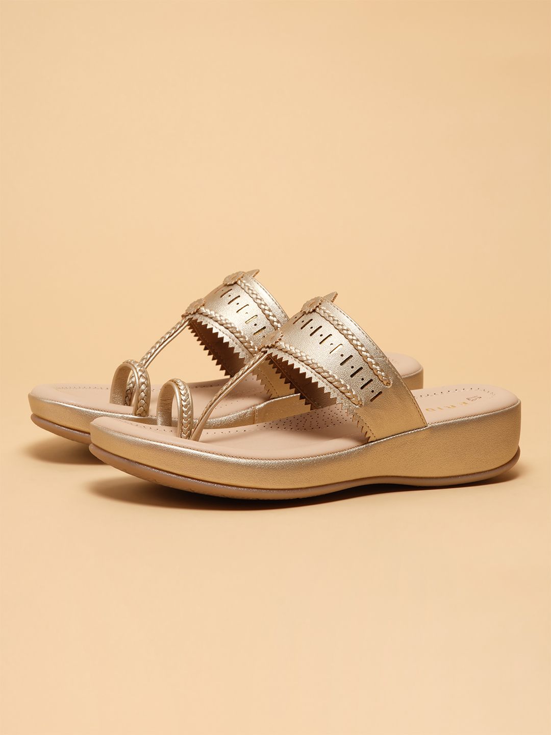 eridani Women Flats Sandal-picture-3