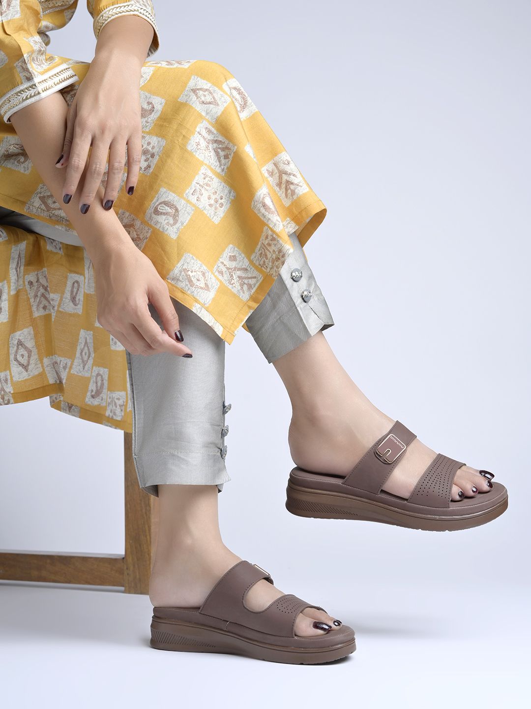 Women Wedges Sandal-image-38