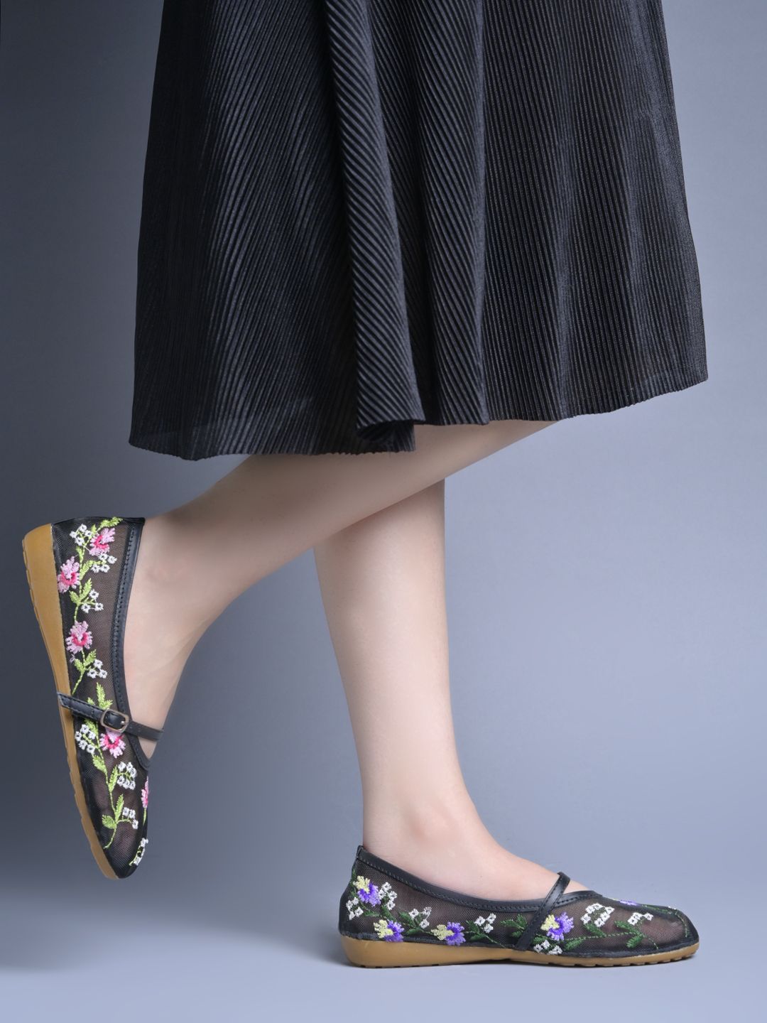 shoetopia Women Flats Sandal-picture-36