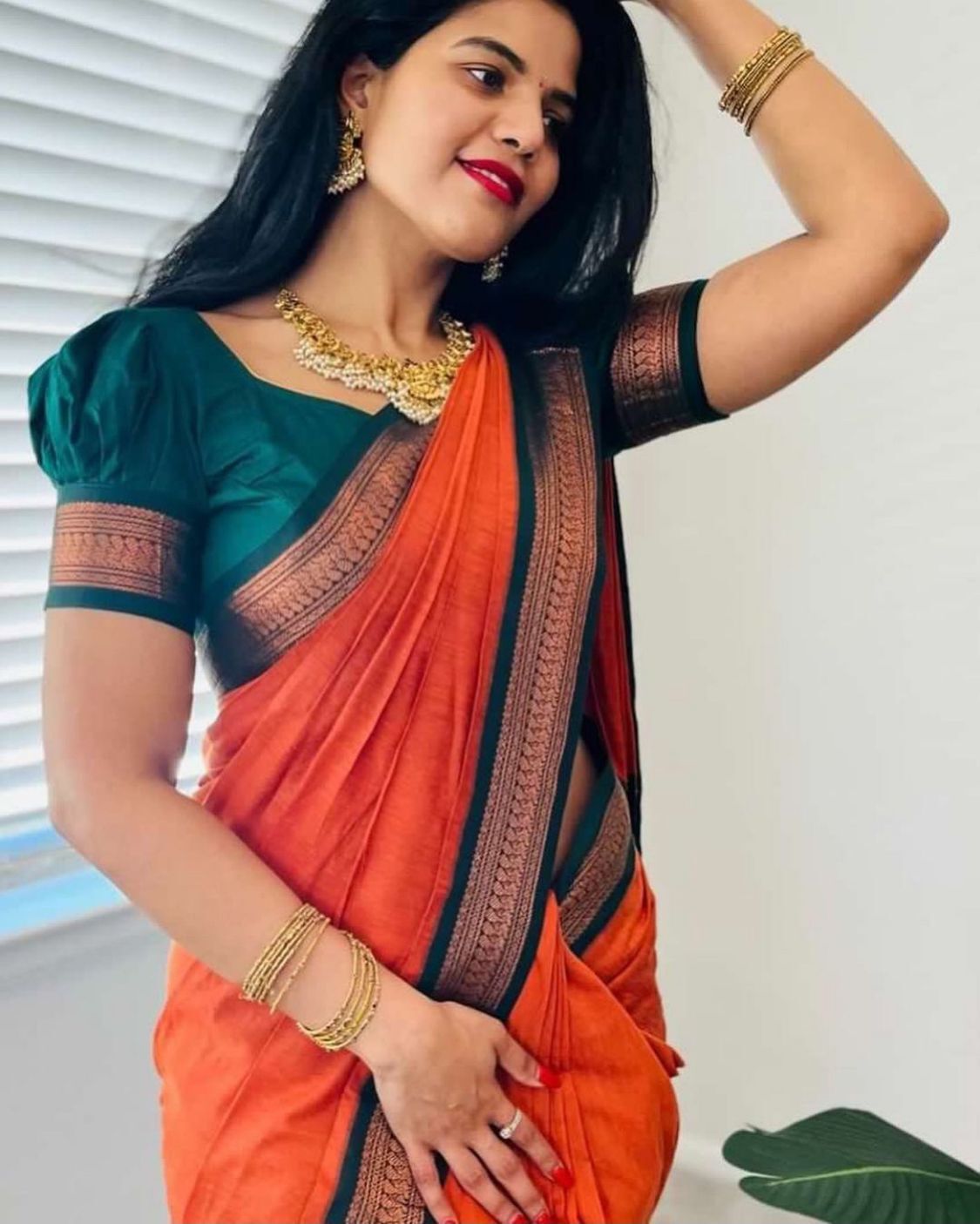 Woven Maheshwari Cotton Silk Saree