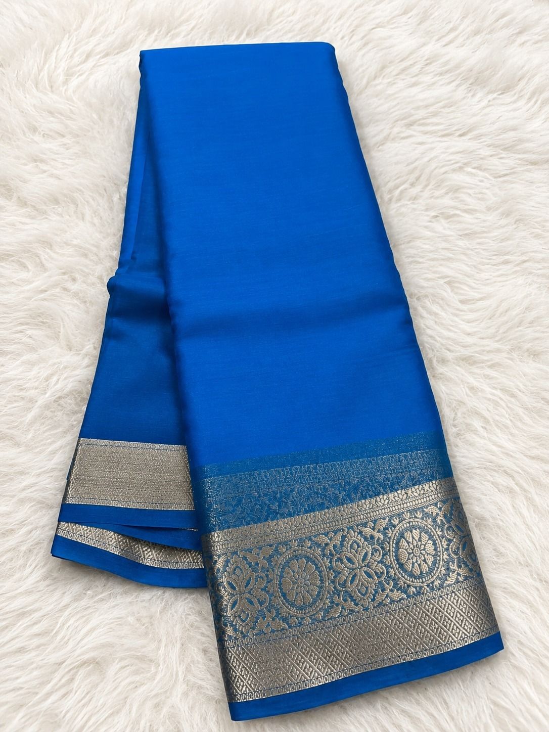 Solid/Plain, Woven Banarasi Organza Saree-image-31