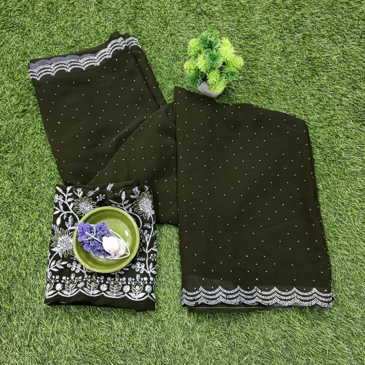 houseofcommon Embroidered Bollywood Polyester Saree-picture-29