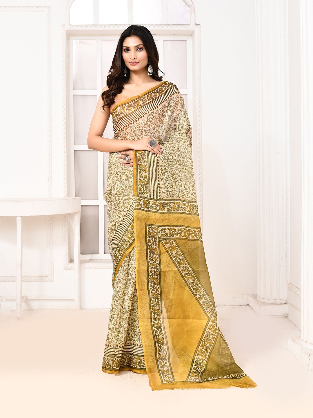 Floral Print Kalamkari Cotton Blend Saree-image-3