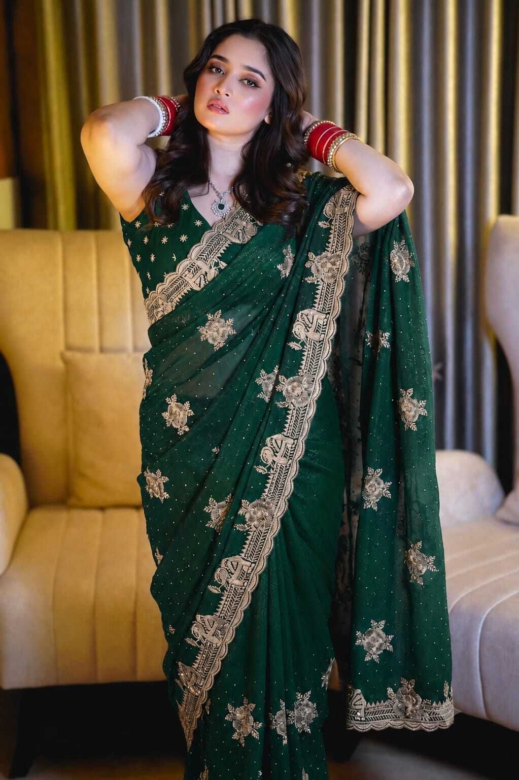 Embroidered, Floral Print, Woven, Embellished Banarasi Organza Saree-image-13