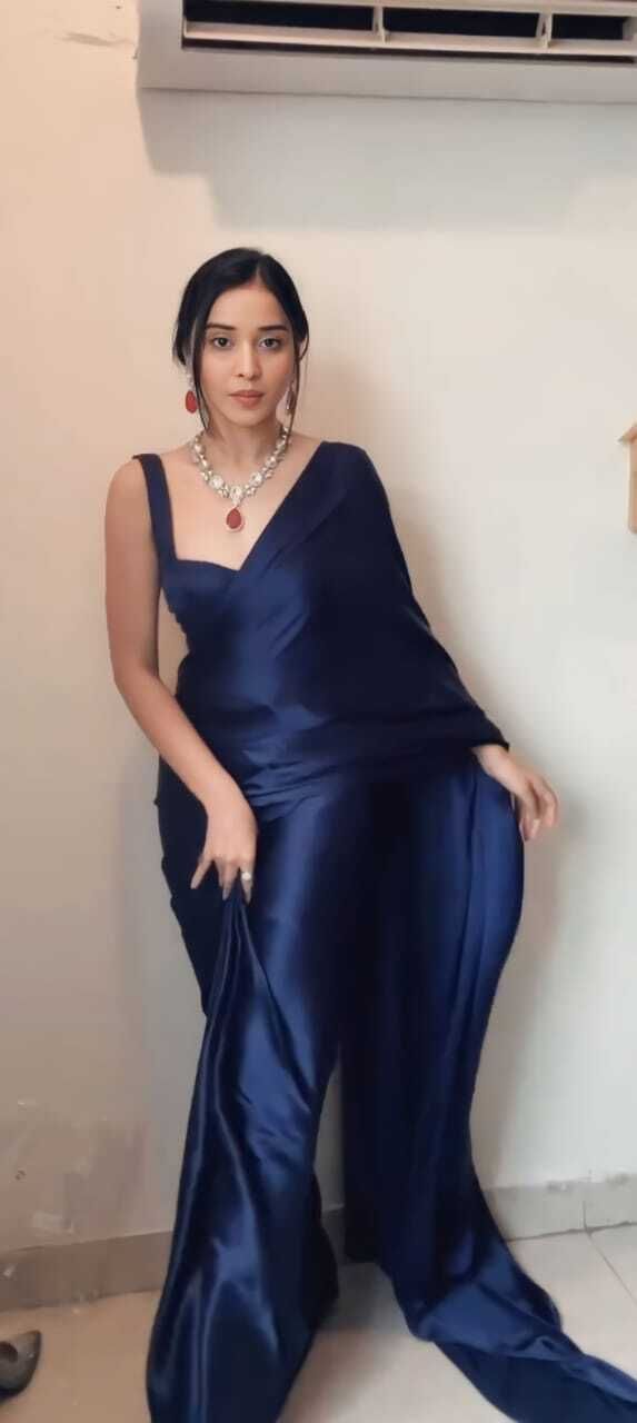 Solid/Plain Bollywood Satin Saree-image-3