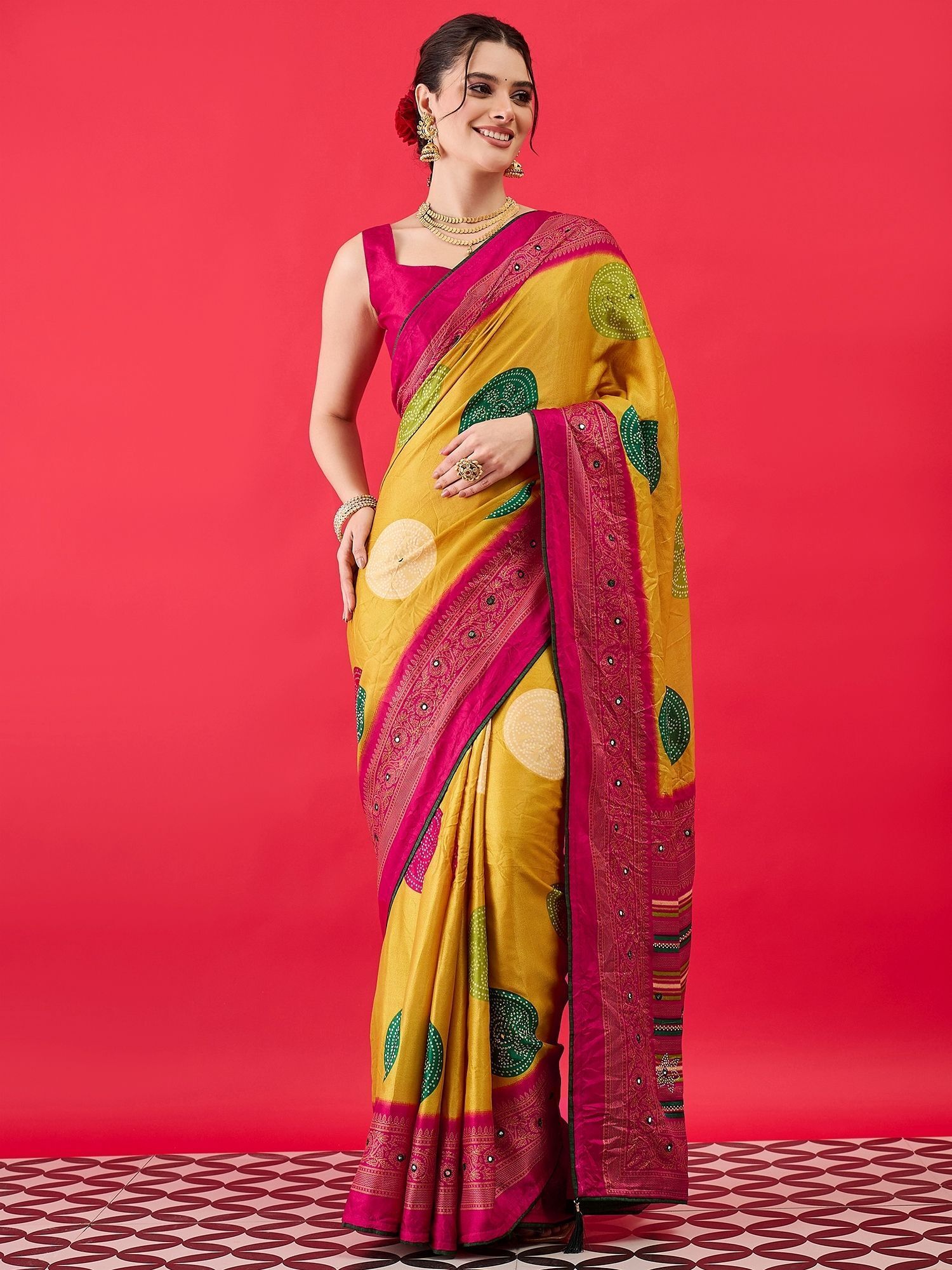 Printed Bandhani Georgette Saree-image-11