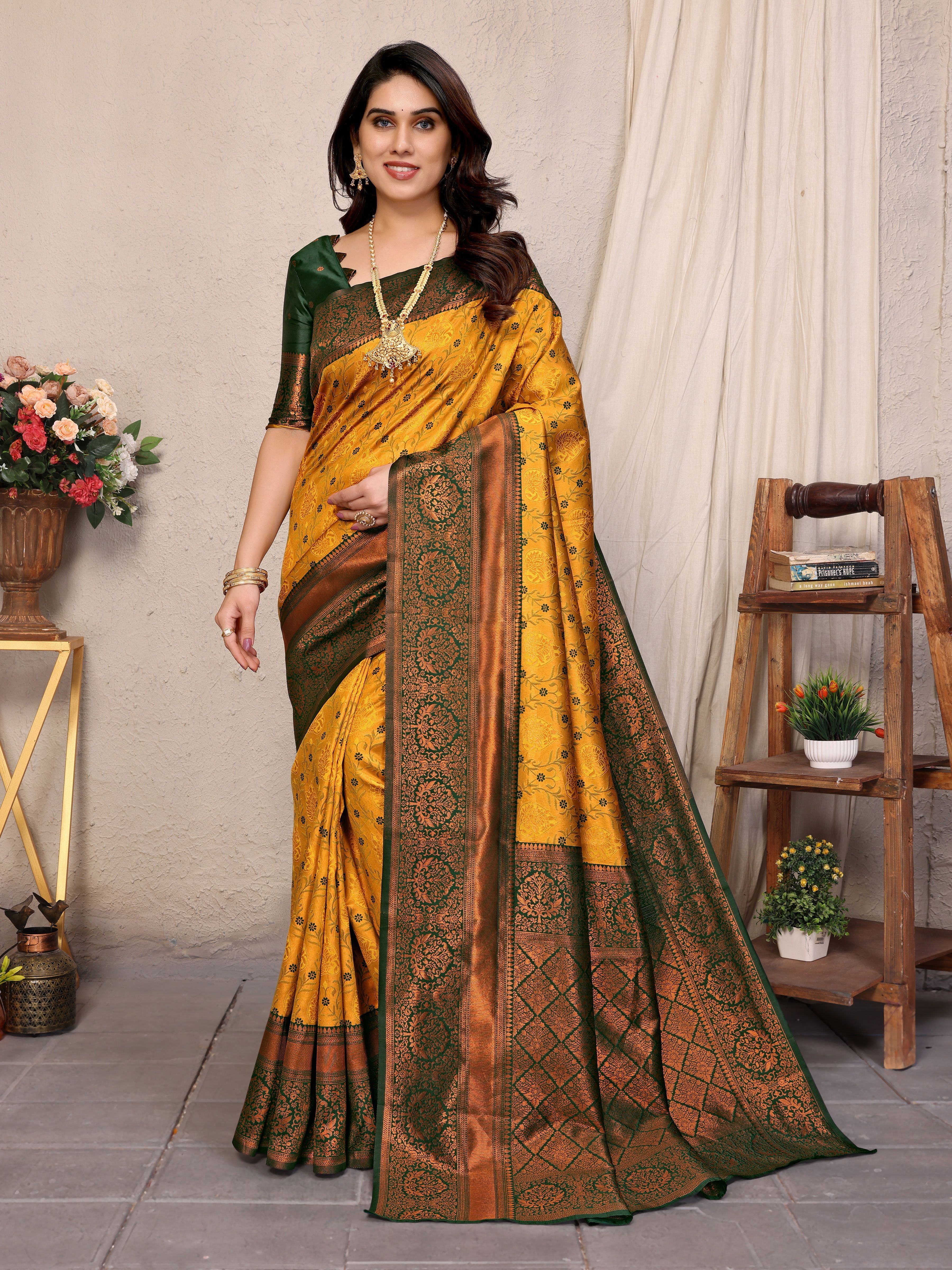 Woven Kanjivaram Pure Silk, Art Silk Saree