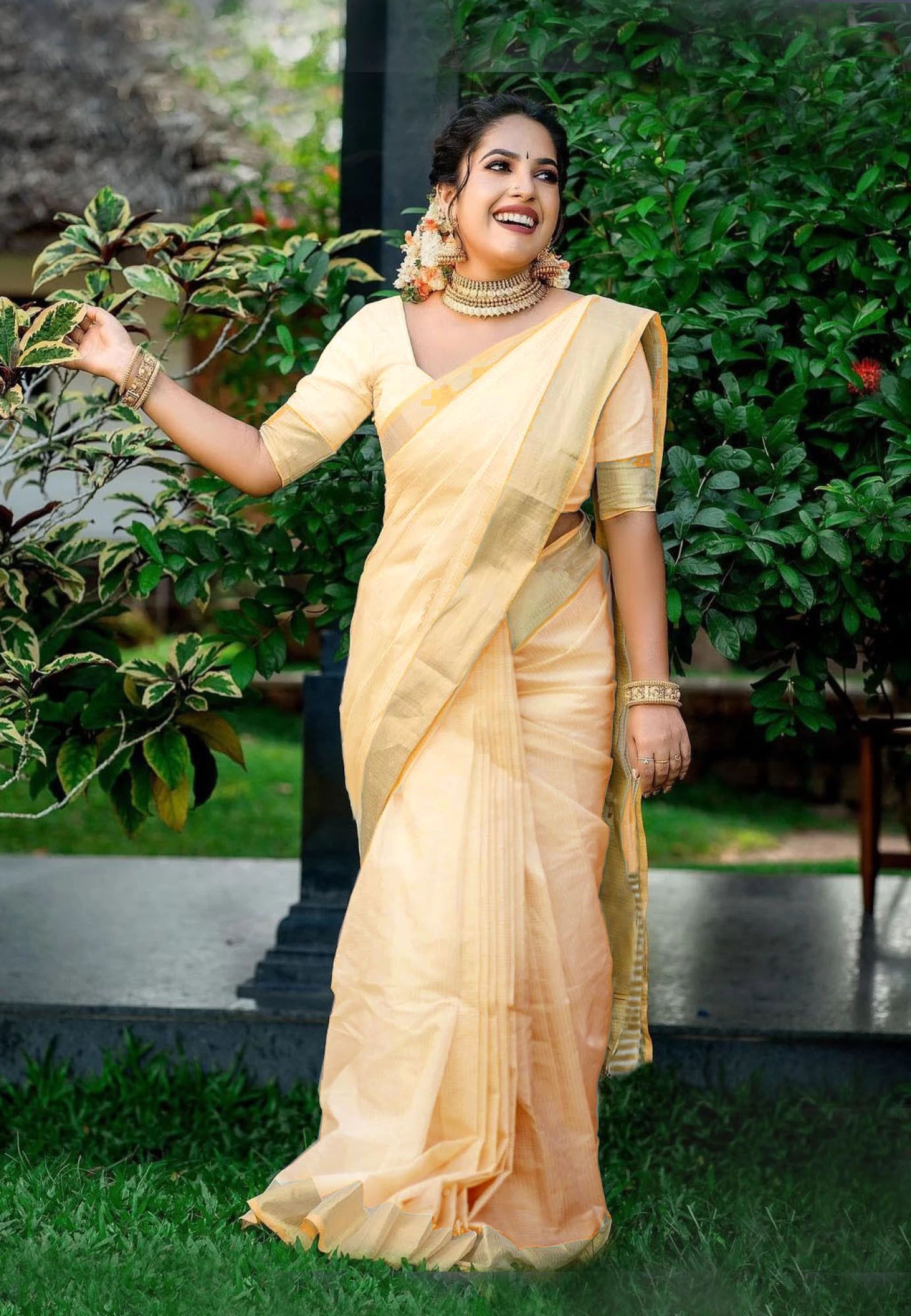 Solid/Plain Kasavu Pure Cotton Saree