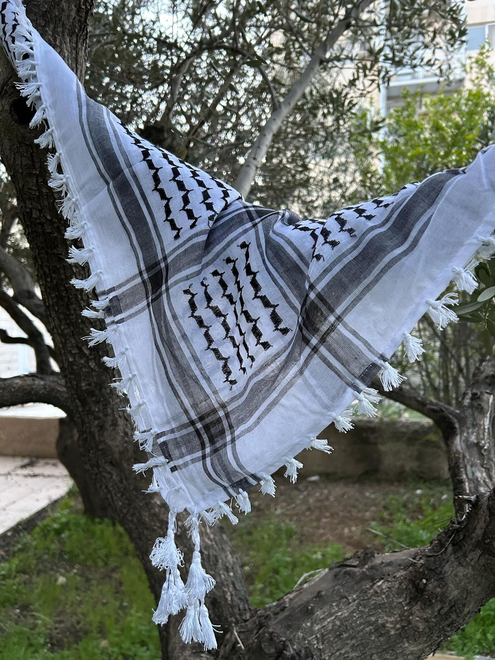 Checkered Cotton Blend Men Black, White Fancy Scarf, Scarf, Bluetooth Scarf, Stole