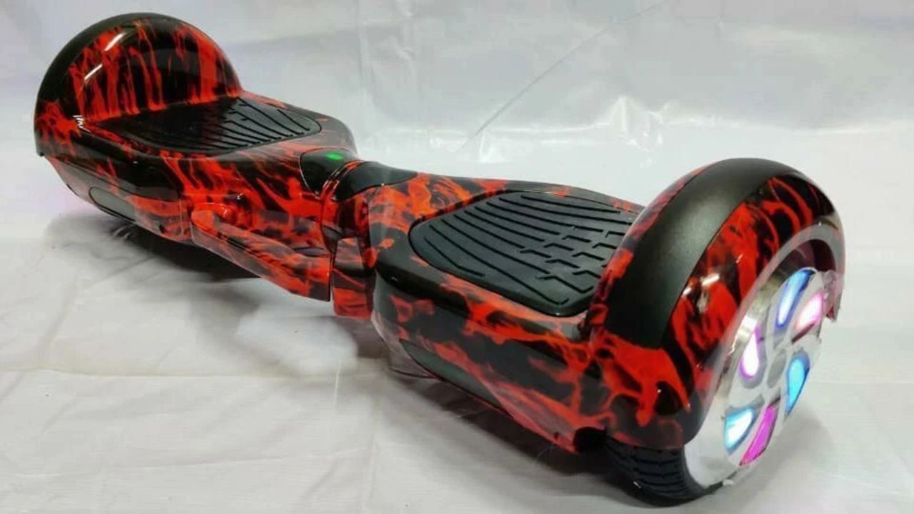 Classic 6.5 Hoverboard with App Connectivity, Inbuilt Bluetooth Speaker Adult Scooter-image-37