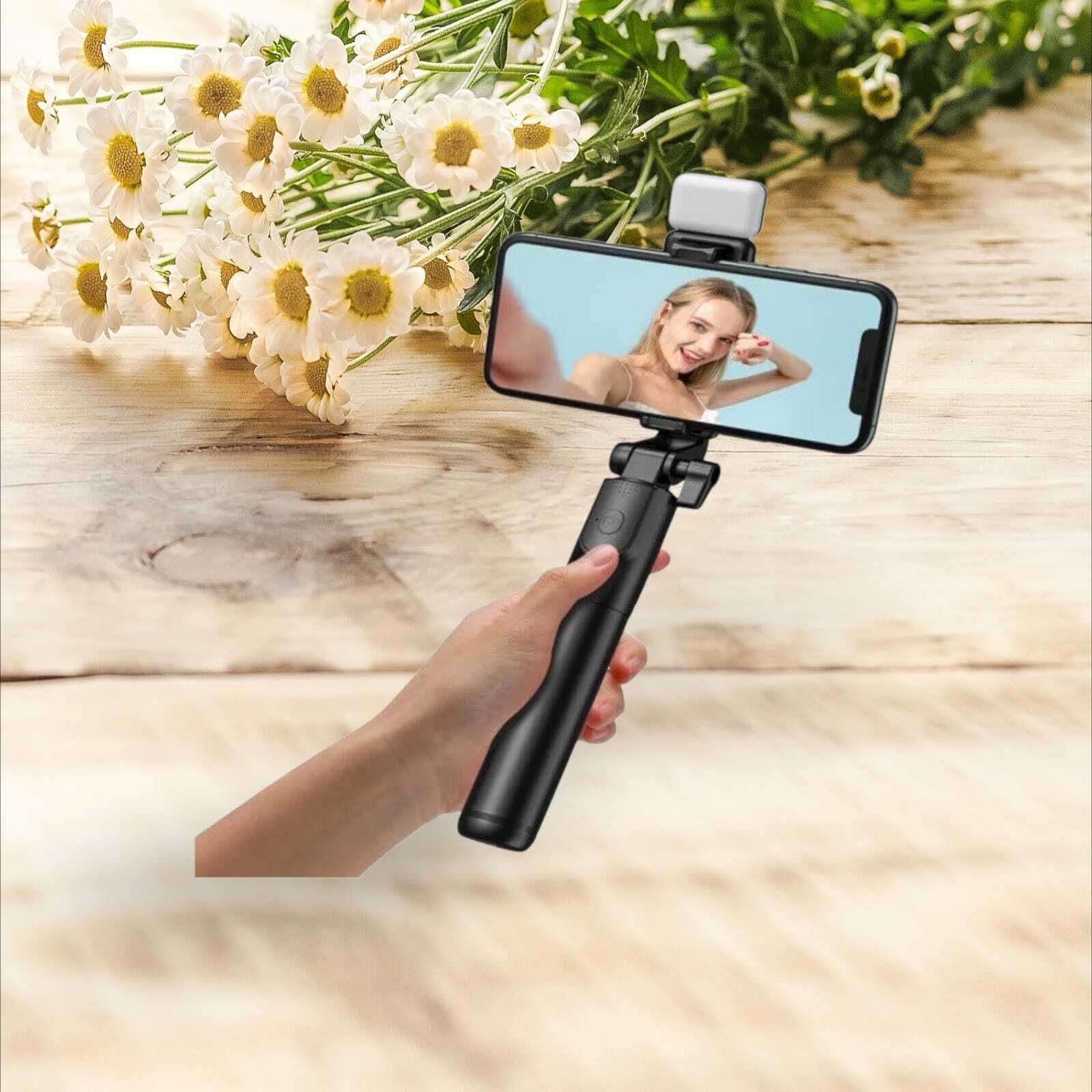 Sajuma Beauty R1SL LGT Bluetooth Selfie Stick-picture-14