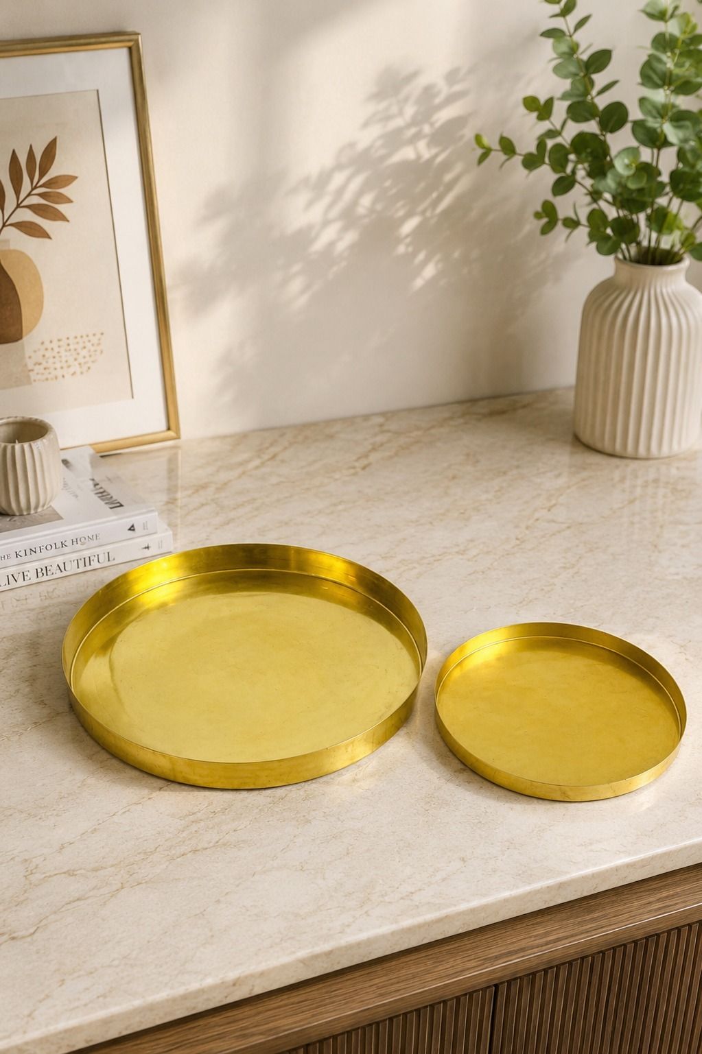 the urban home Set of 2 Round Metal Serving Trays for Pooja, Snacks & Home Décor Tray Serving Set-picture-25