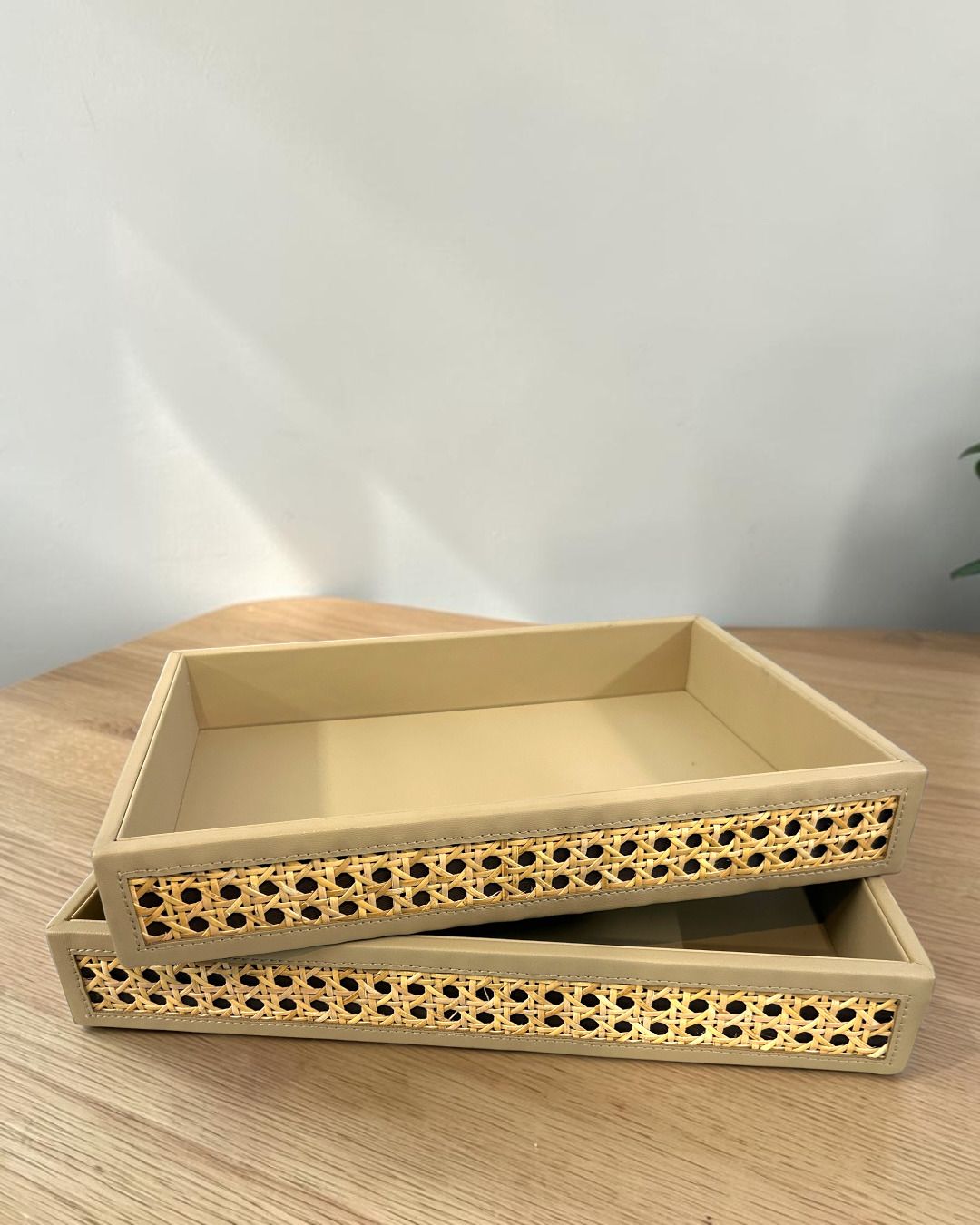 Vegan Leather Rattan Cane Serving Tray Tray Serving Set-image-9
