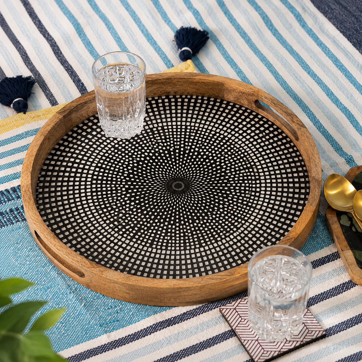 threadvibe living Modern Mango Wood Round Serving Tray with Geometric Dot Pattern Plate, Tray Serving Set-picture-28