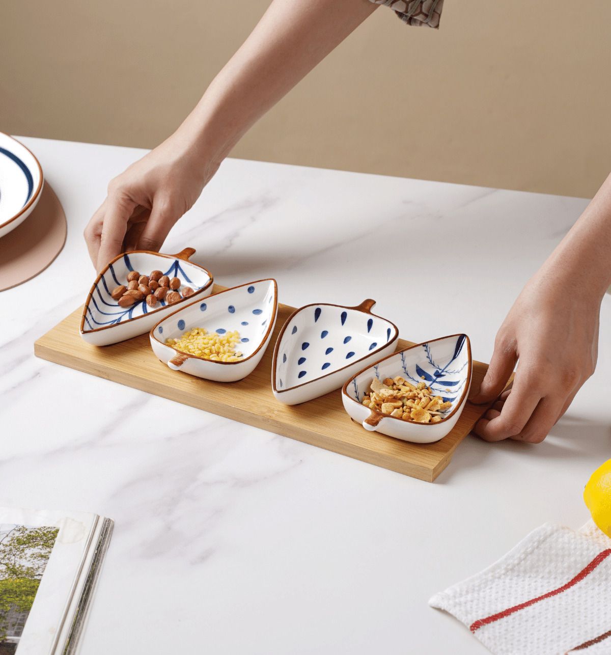 Modern Leaf Platter Tray Serving Set-image-46