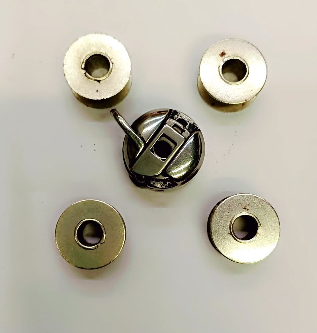 Bobbin Case Bobbin Manual Sewing Machine 1 built-in stitches 240 SPM 1 Warranty Silver-image-13
