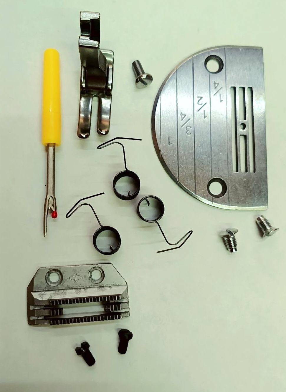 E18 Needle Plate Feed dog Pair Tension spring opnner pack of 12 Manual Sewing Machine 12 built-in stitches 240 SPM 1 Warranty Steel-image-5