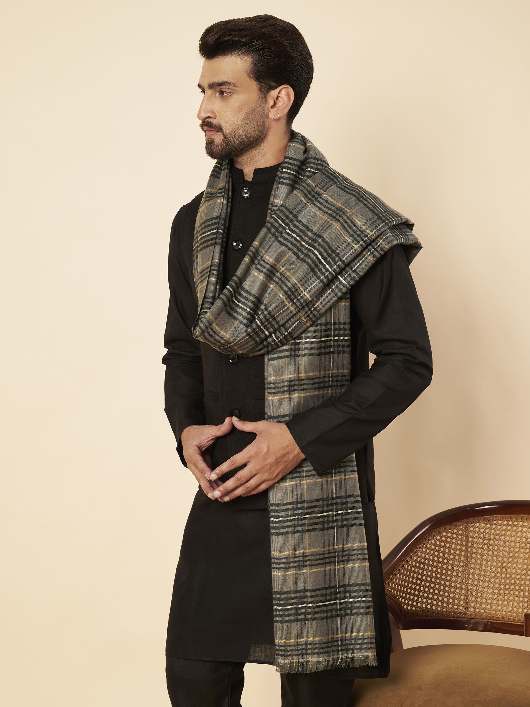 Zamour Acrylic Woven Men Shawl-picture-39