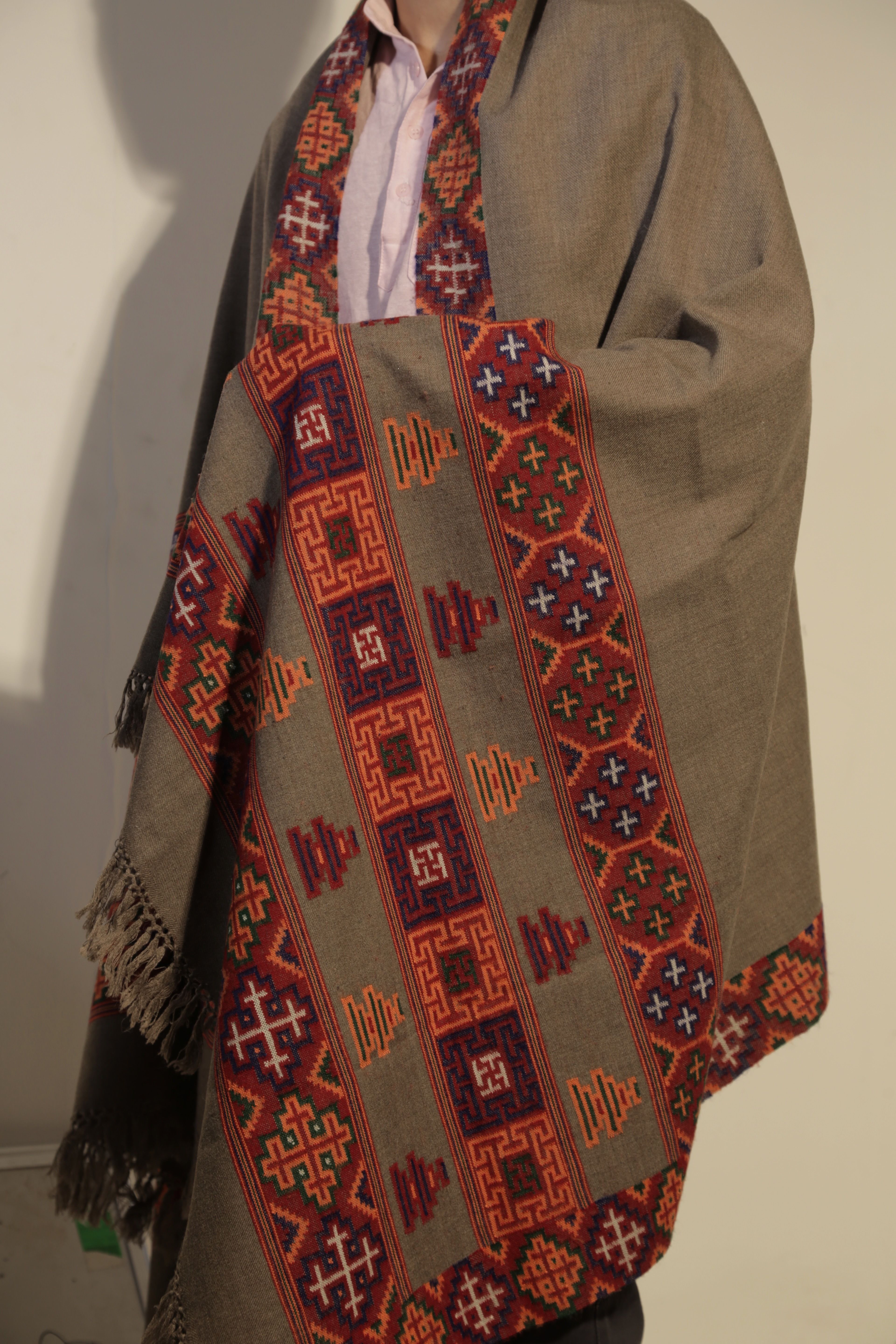 Udaynium Wool Embroidered Men, Women Shawl-picture-23
