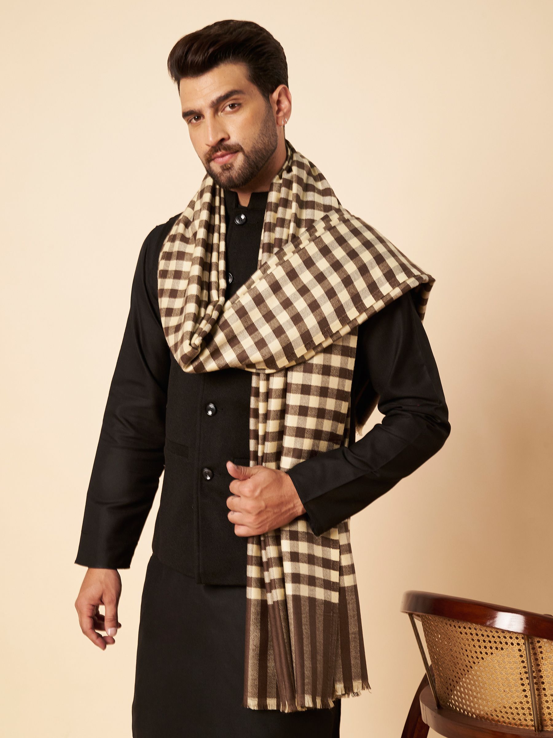 Zamour Acrylic Woven Men Shawl-picture-15