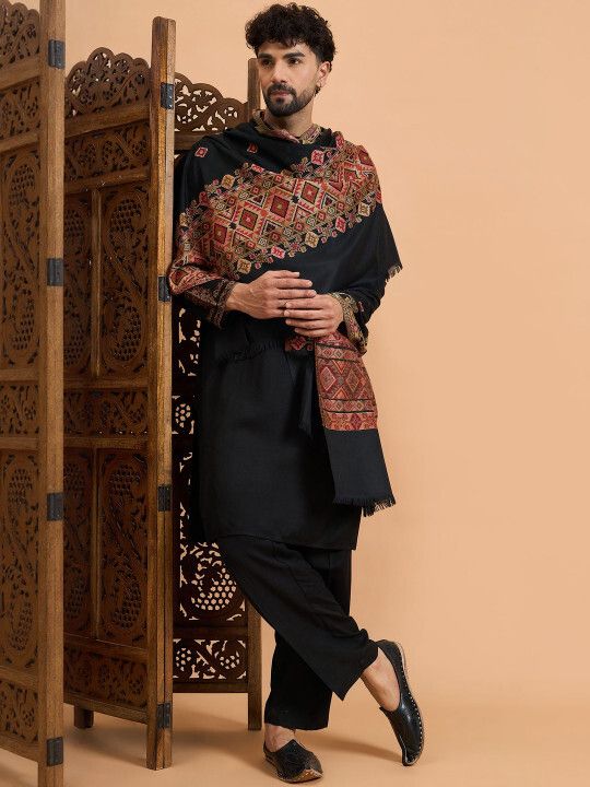 Sangria Wool Woven Men Shawl-image-6
