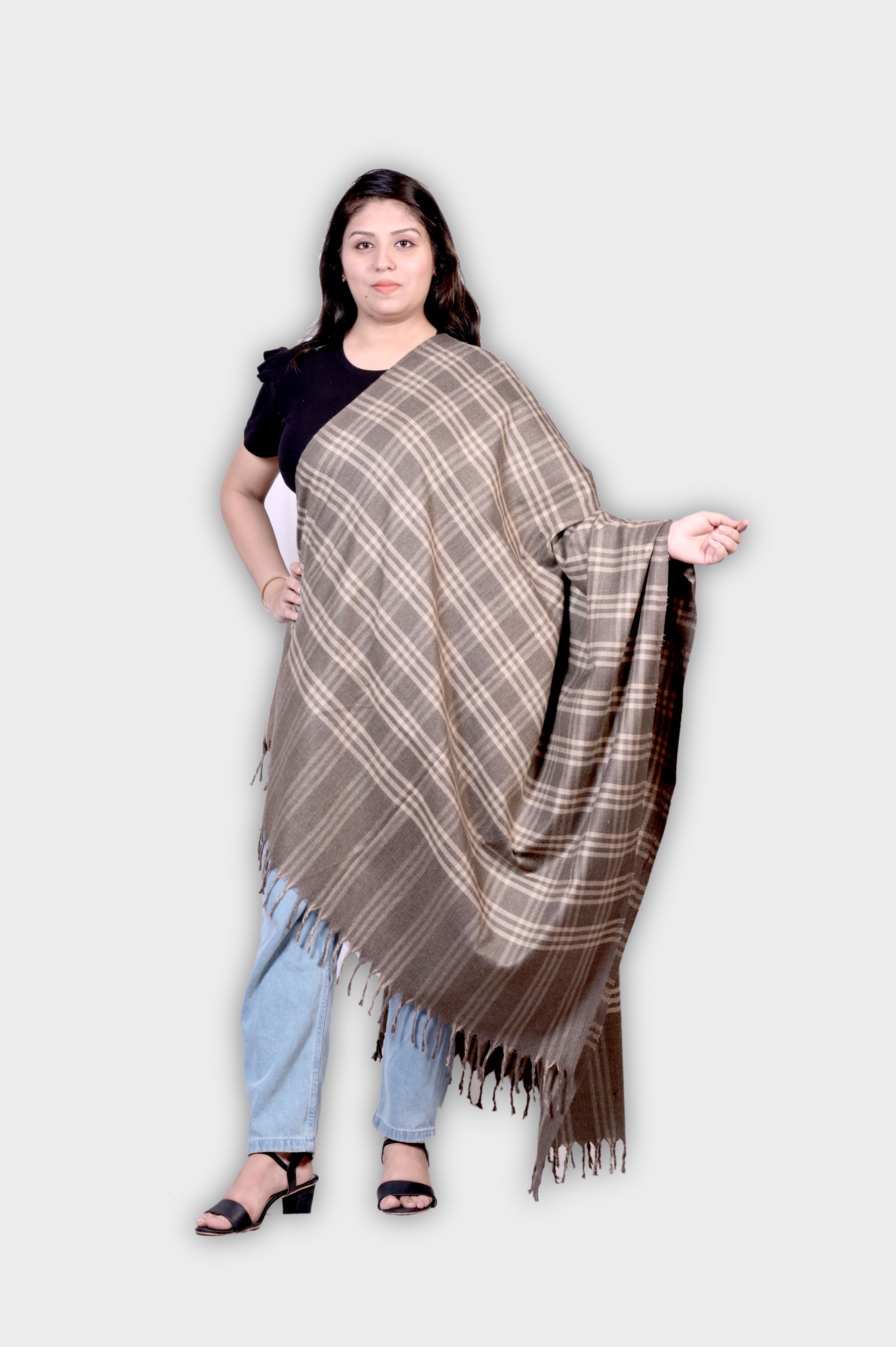 Allure Motifs Polyester Wool Blend Woven Men, Women Shawl-picture-17
