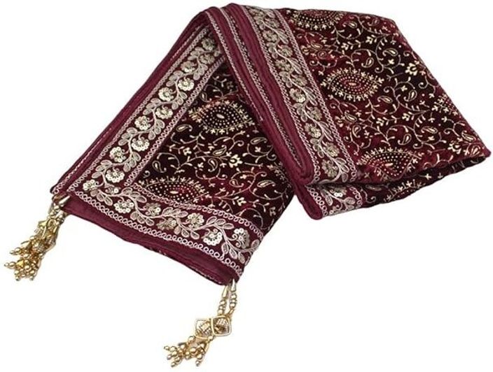 titiksha enterprises Velvet Printed Men, Women Shawl-picture-21