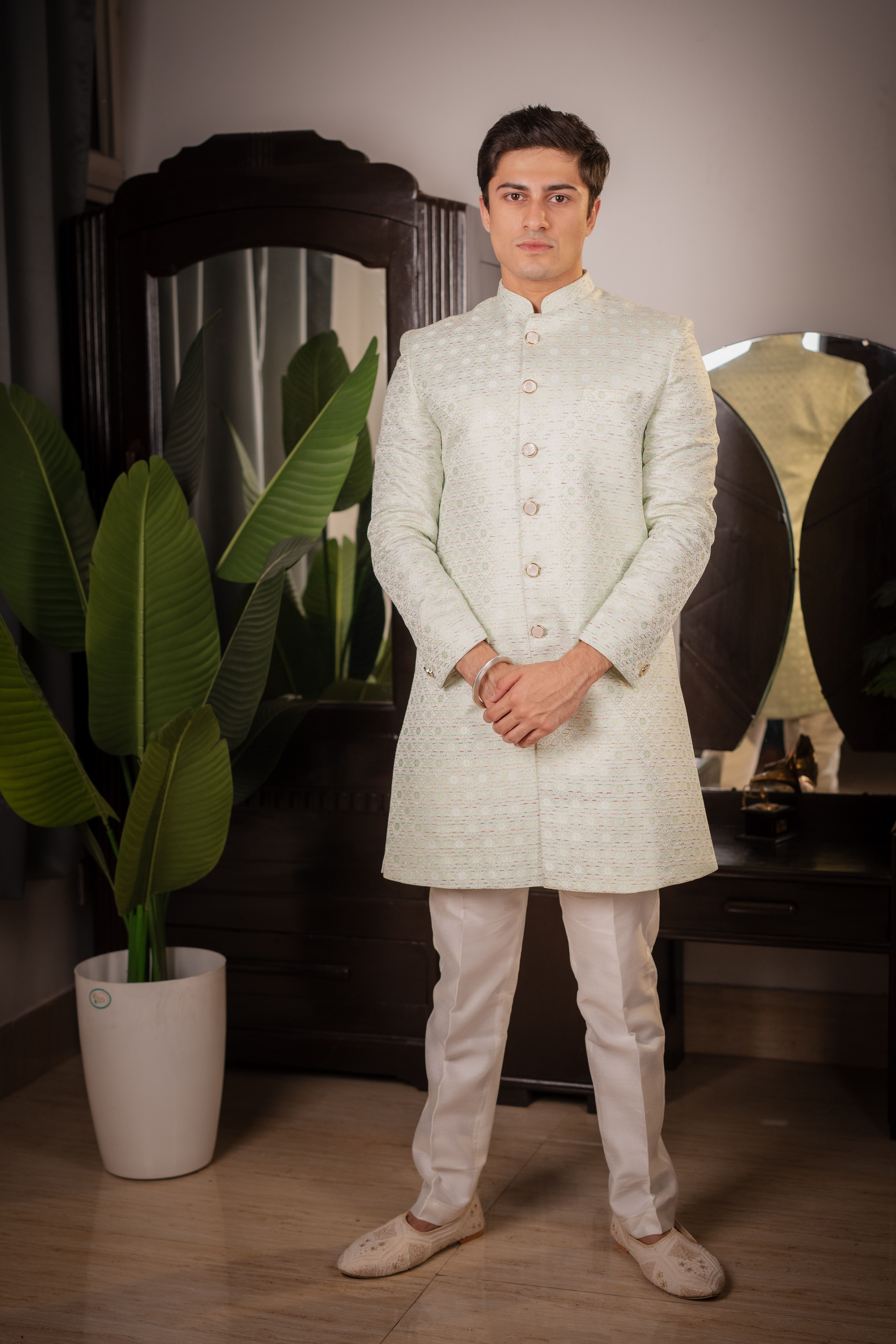 SUUTRAA BY SG Embellished Sherwani-picture-37