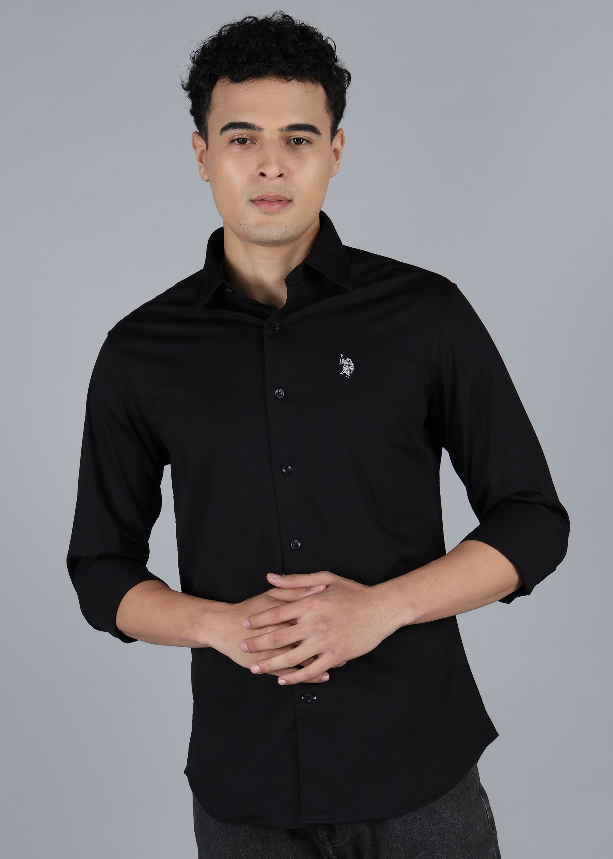 Men Tailored Fit Solid Cut Away Collar Casual Shirt-image-42