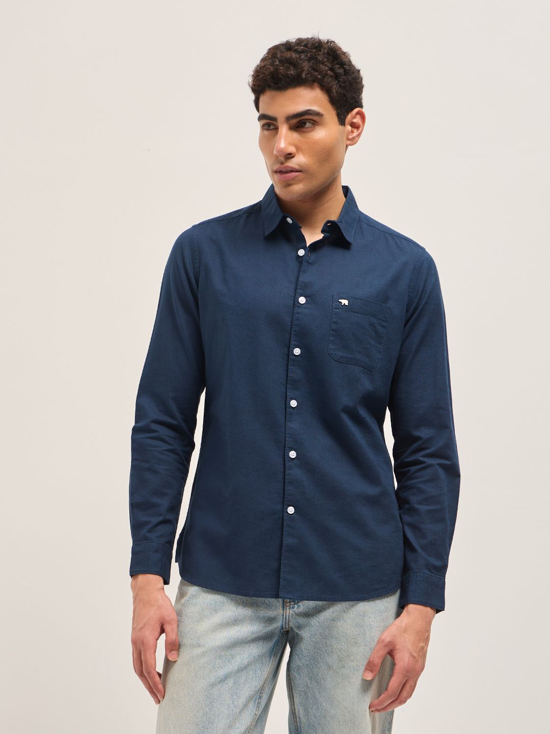 the bear house Men Slim Fit Solid Spread Collar Casual Shirt-picture-25