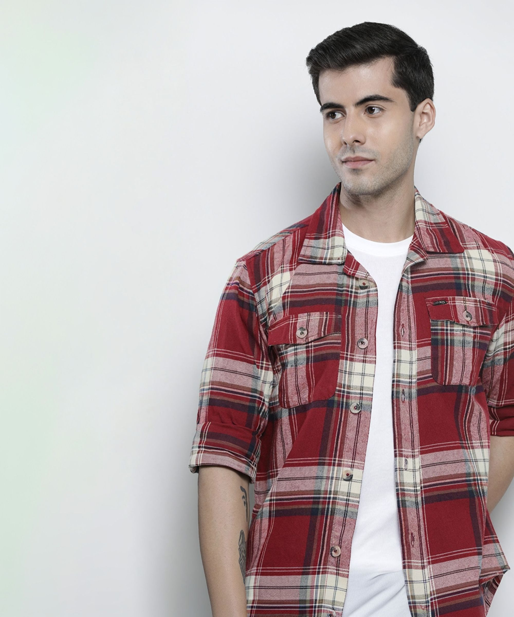 the indian garage co. Men Regular Fit Checkered Casual Shirt-picture-12