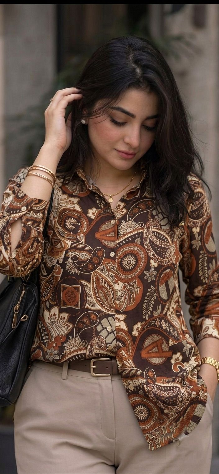 Women Regular Fit Printed Button Down Collar Casual Shirt-image-25