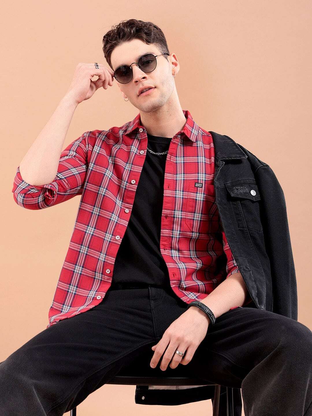 the indian garage co. Men Slim Fit Checkered Spread Collar Casual Shirt-picture-18