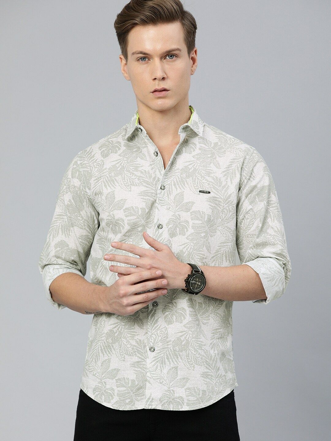 the indian garage co. Men Slim Fit Printed Cut Away Collar Casual Shirt-picture-15