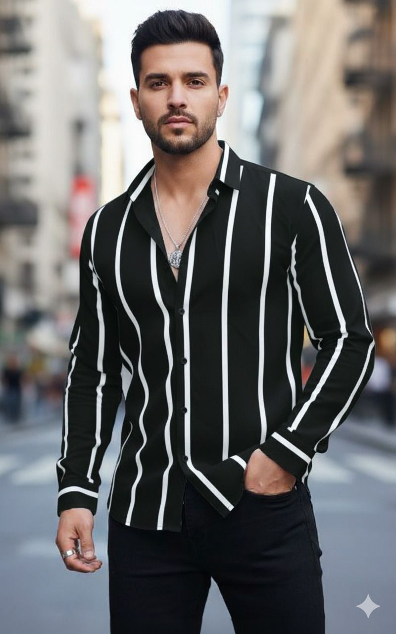 Men Regular Fit Striped Spread Collar Casual Shirt