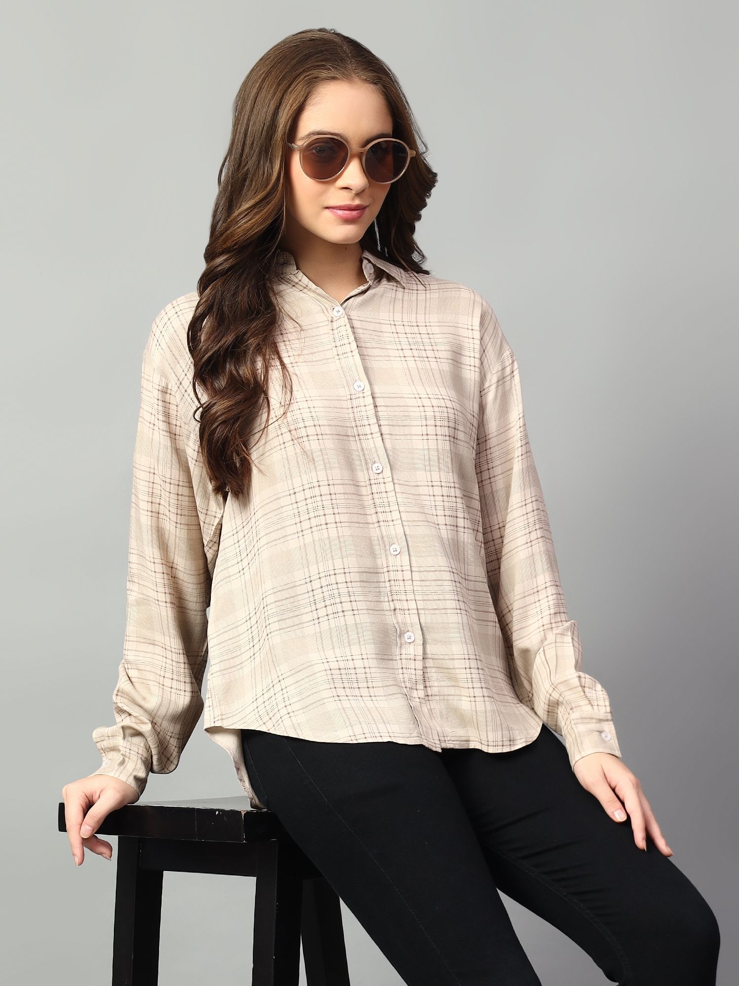 kotty Women Oversized Fit Checkered Spread Collar Casual Shirt-picture-23