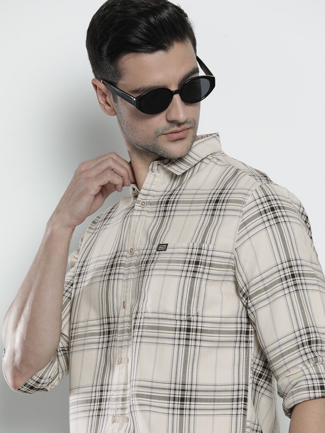 the indian garage co. Men Slim Fit Checkered Spread Collar Casual Shirt-picture-30