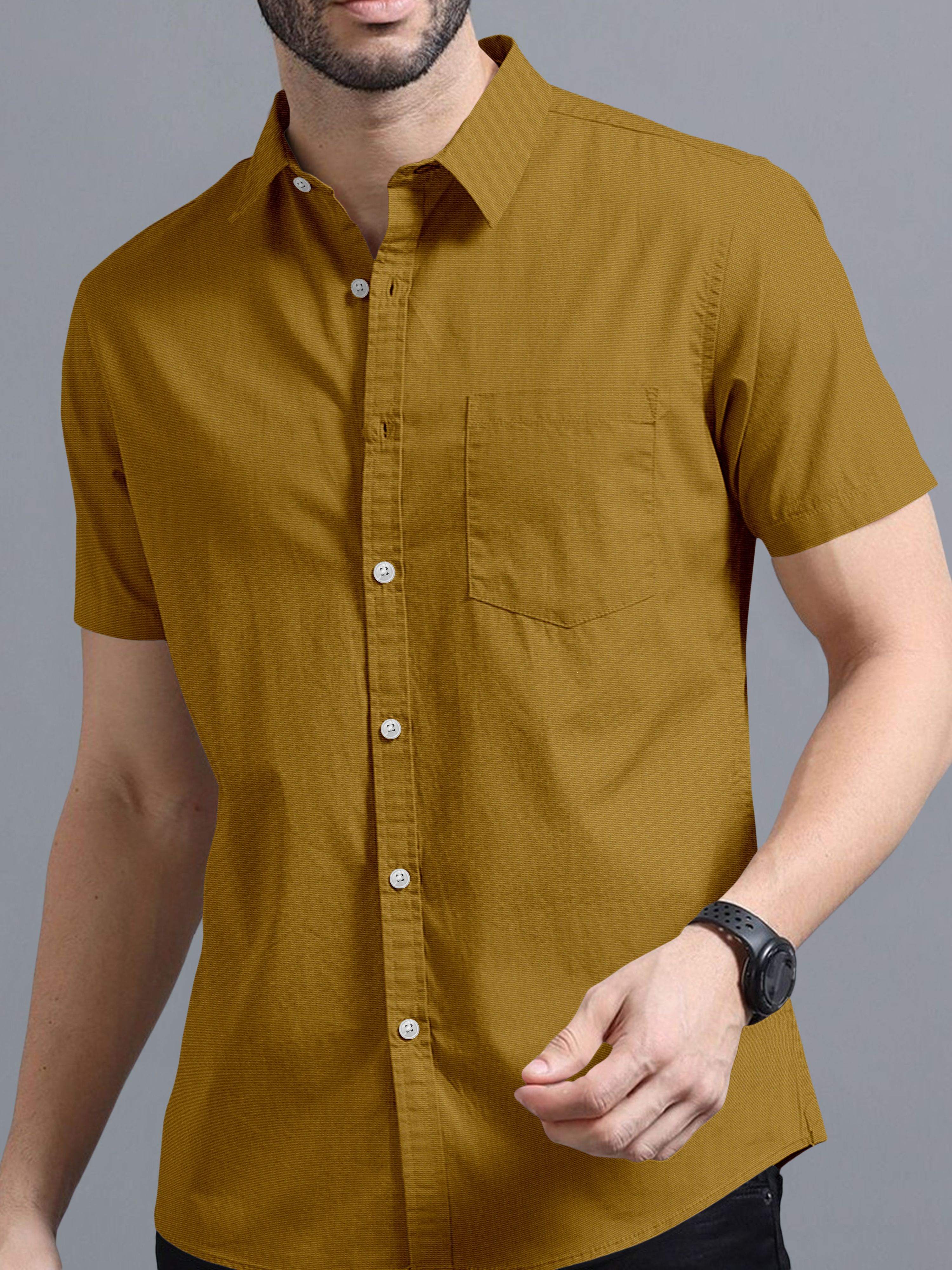 Men Regular Fit Solid Spread Collar Casual Shirt