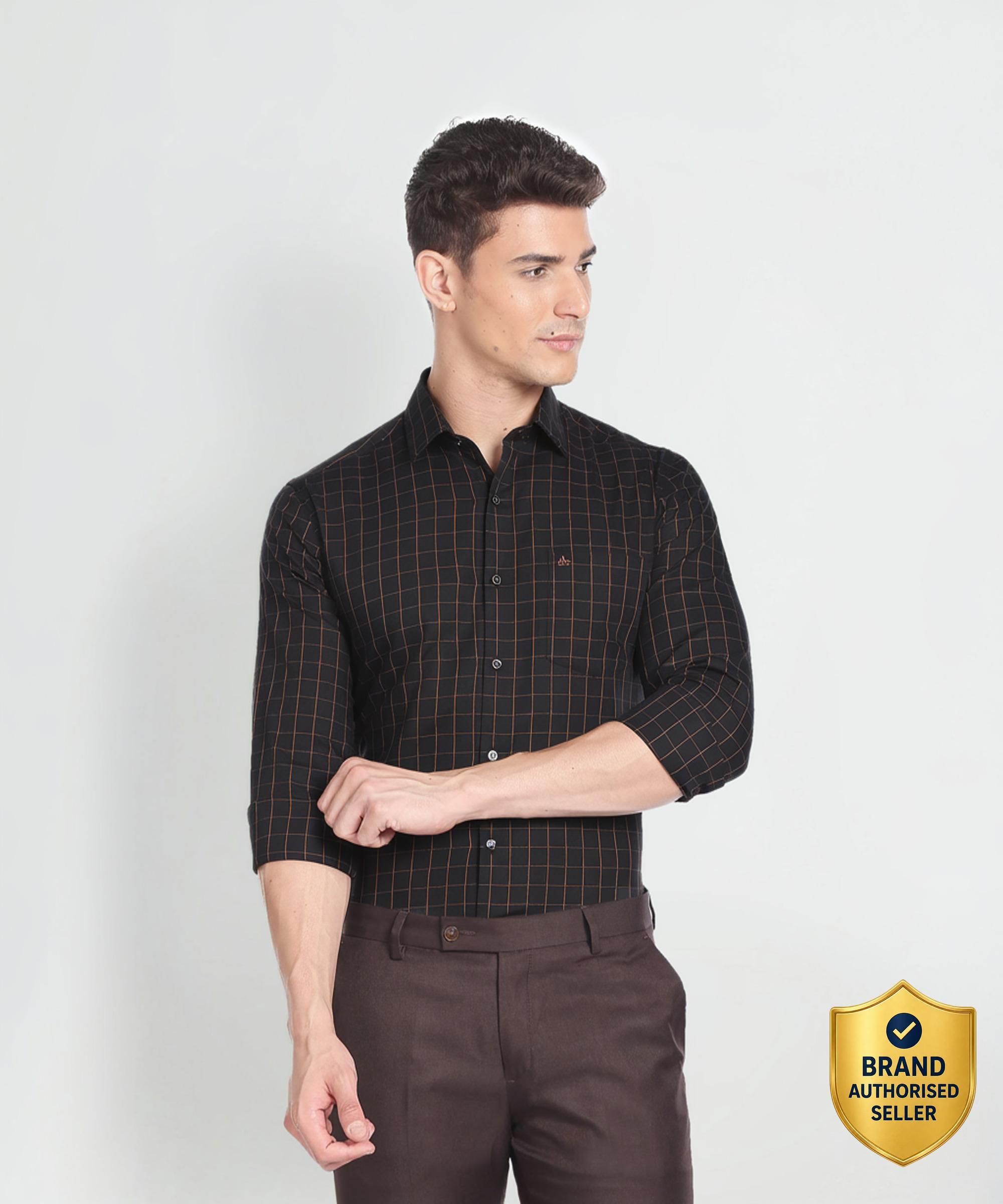 arrow Men Slim Fit Checkered Cut Away Collar Casual Shirt-picture-16
