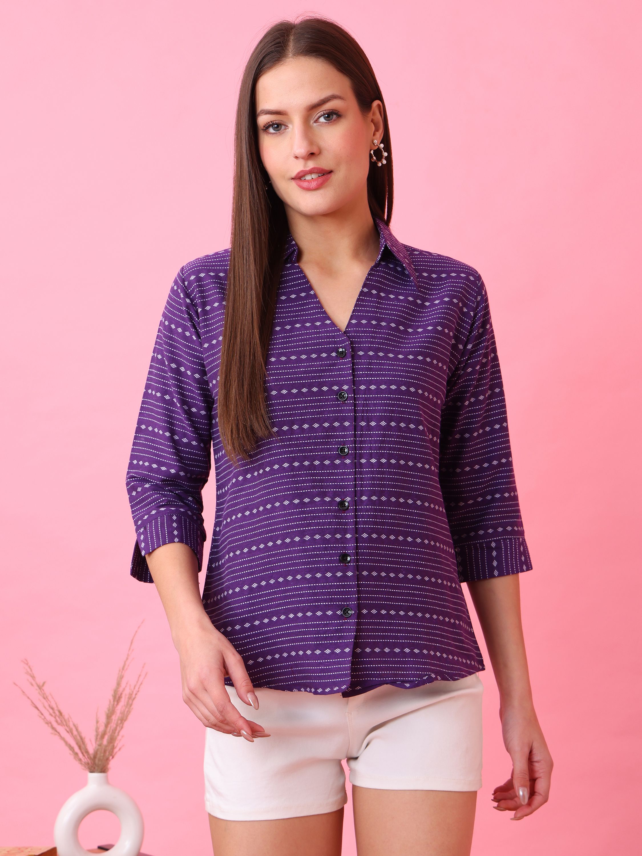 Women Regular Fit Printed Spread Collar Casual Shirt